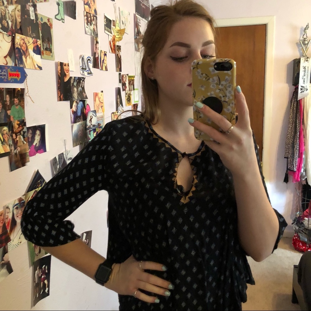 Bell sleeve top